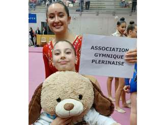 Anouck en Fédérale 14/15 ans et Adelina en Fédérale 10/11 ans