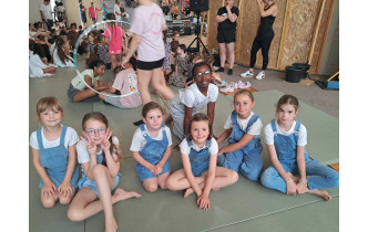 Nos toutes jeunes gymnastes impatientes de participer au spectacle de 16h00